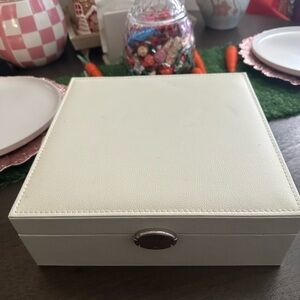 Elegant White Jewelry Box